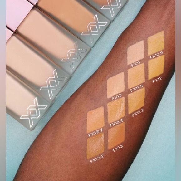 New! Glow Skin Fauxxdation- 12.2 - Picture 6 of 10